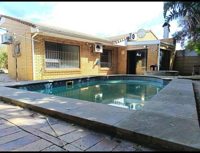 3 BEDROOM HOUSE FOR SALE IN AMANDELSIG
